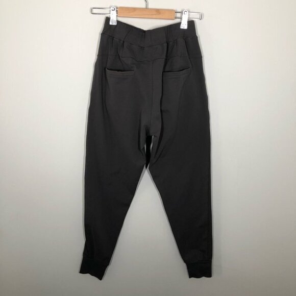 ALPHALETE Grey Nylon Jogging Pants Size Small - Picture 9 of 10